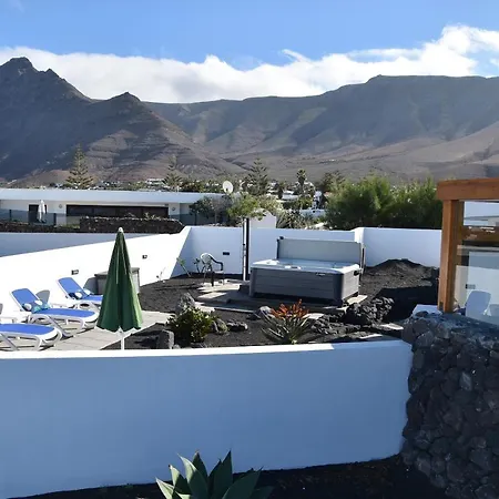 La Belle Vie Nyaraló