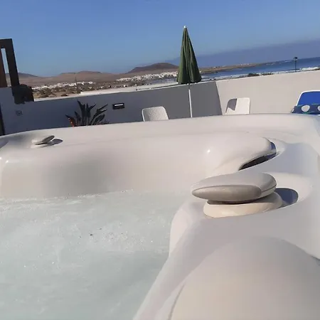 La Belle Vie Nyaraló